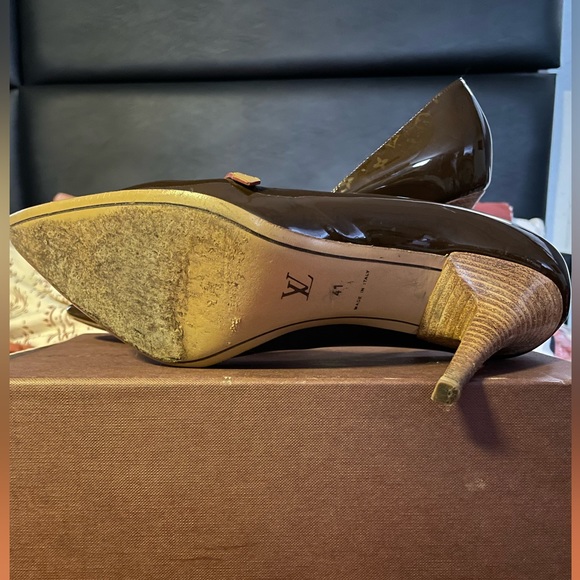 Louis Vuitton Patent Leather Heels - Authentic - Size 11 - Picture 4 of 8